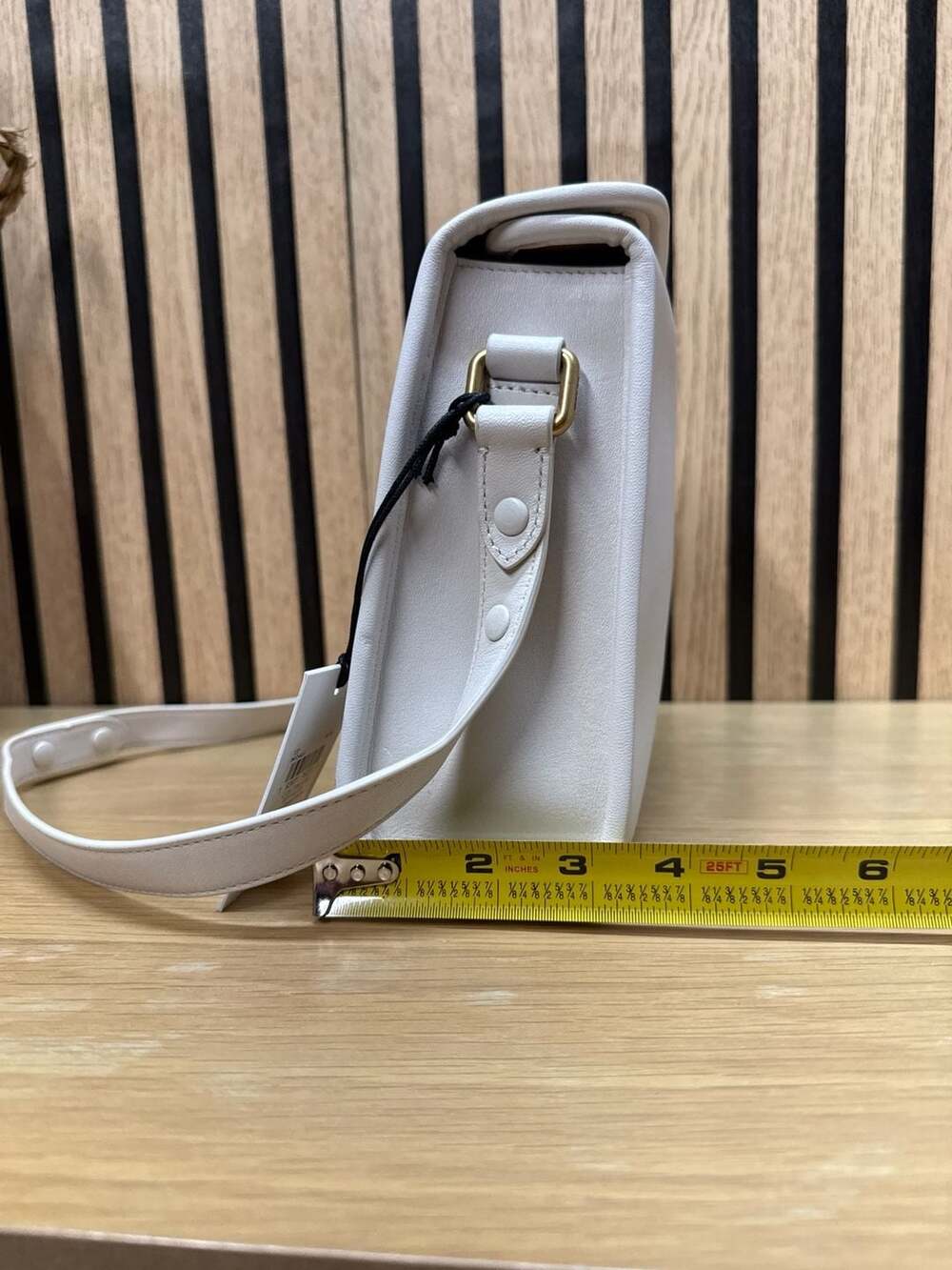 Coach Originals Turnlock Shoulder Bag in Chalk Leather - Picture 8 of 14